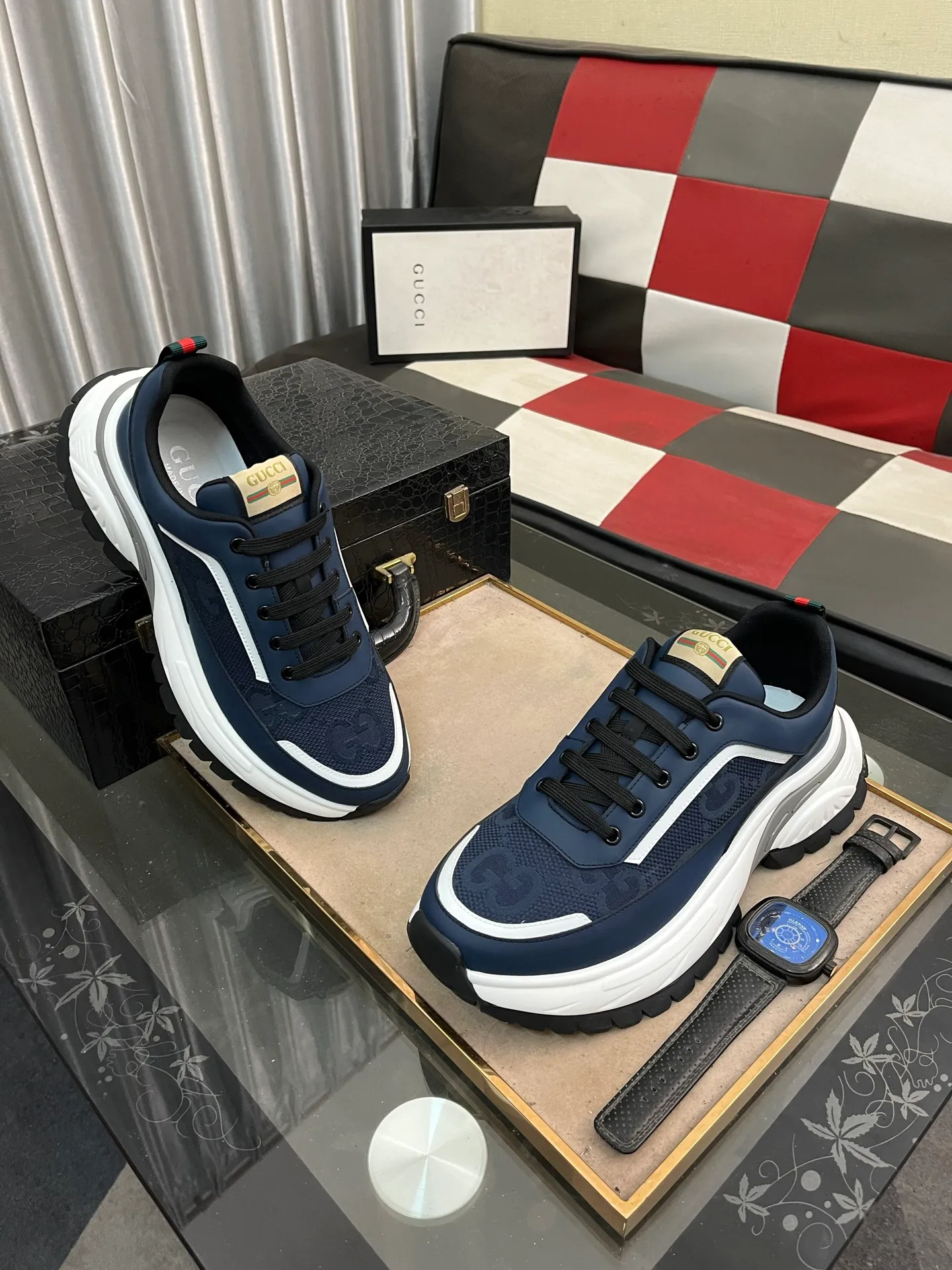 Men's Men's Shoes💰458⌚️⌚️[GUCCI] Gucci men's casual shoes are absolutely popular🔥The ultimate matching item for trendy men! The charm of super texture is irresistible, the main recommendation, the flower leather color is bright! The upper is made of high-quality cowhide with branded fabrics, pigskin lining for the feet, and wear-resistant rubber sole, which is noble and elegant! Extremely comfortable🎁🎁You can be as handsome as you want💪 38-443️⃣colors available